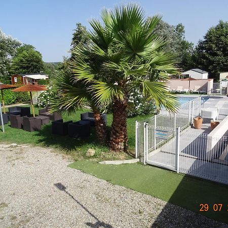 Camping Les Nysades Hotel Mirepoix  Eksteriør billede