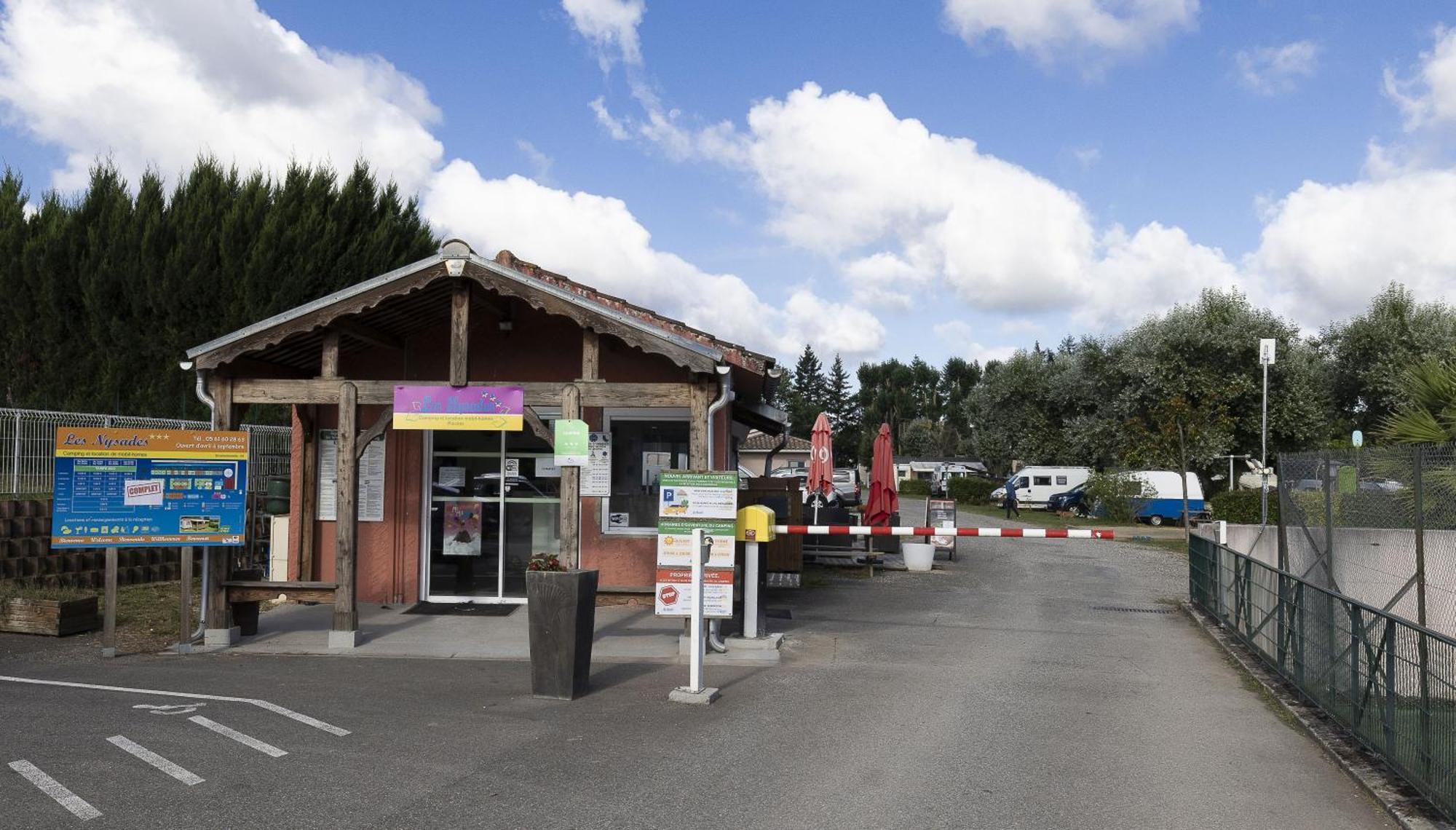 Camping Les Nysades Hotel Mirepoix  Eksteriør billede